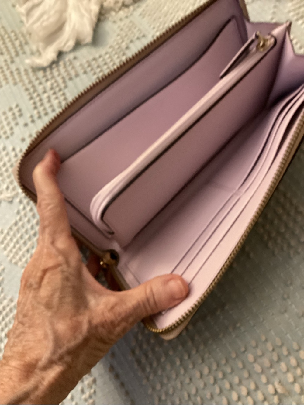 Kate Spade Wallet - Picture 4 of 6